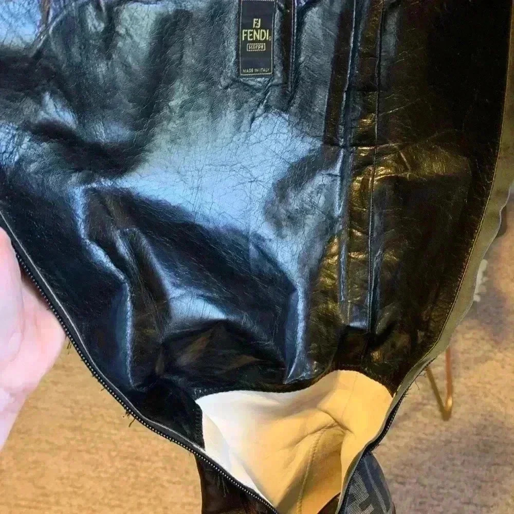 Fendi boots - Picture 10 of 16